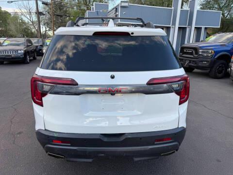 GMC Acadia AWD 4dr AT4 2022