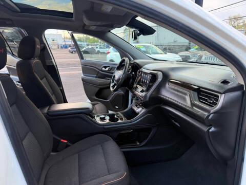 GMC Acadia AWD 4dr AT4 2022