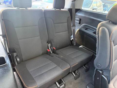 GMC Acadia AWD 4dr AT4 2022