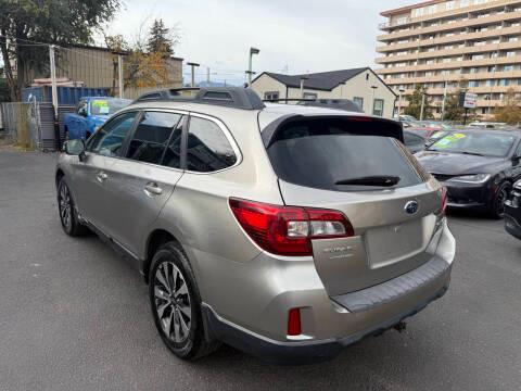 Subaru Outback 4dr Wgn 3.6R Limited 2015