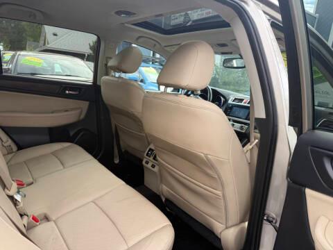 Subaru Outback 4dr Wgn 3.6R Limited 2015