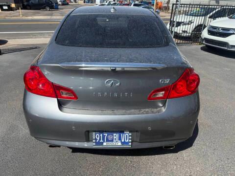 Infiniti G37 Sedan 4dr Journey RWD 2010