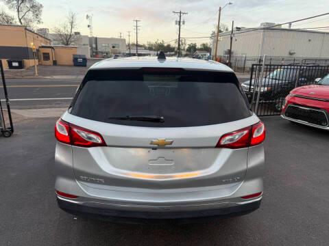 Chevrolet Equinox AWD 4dr LT w/1LT 2018
