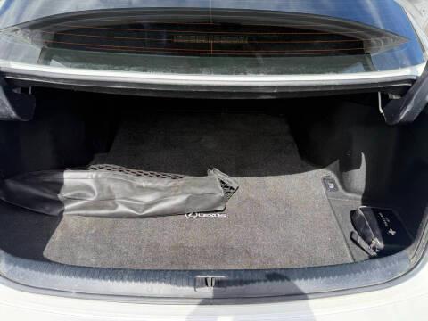 Lexus IS 250 4dr Sport Sdn Auto AWD 2014