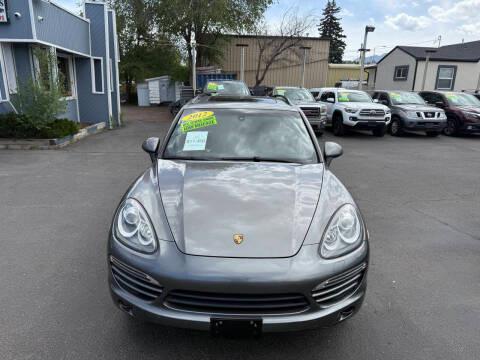 Porsche Cayenne AWD 4dr Tiptronic 2012