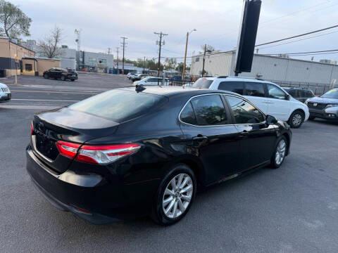 Toyota Camry XLE Auto (Natl) 2019