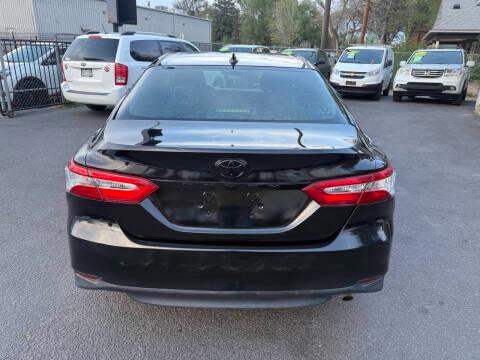 Toyota Camry XLE Auto (Natl) 2019