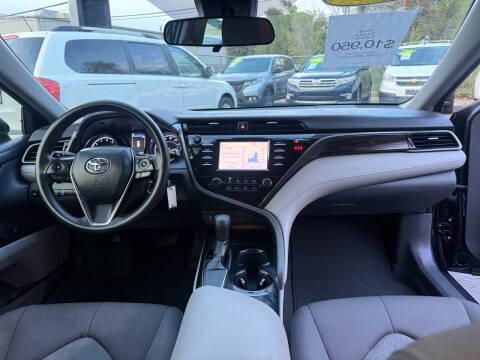 Toyota Camry XLE Auto (Natl) 2019