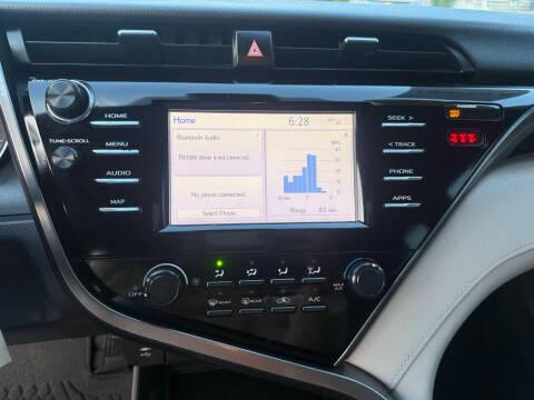 Toyota Camry XLE Auto (Natl) 2019