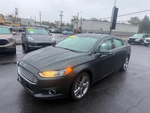 Ford Fusion 4dr Sdn Titanium FWD 2016