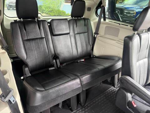 Chrysler Town & Country 4dr Wgn Touring 2016