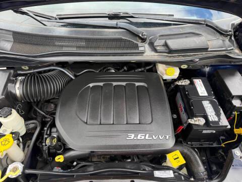 Chrysler Town & Country 4dr Wgn Touring 2016
