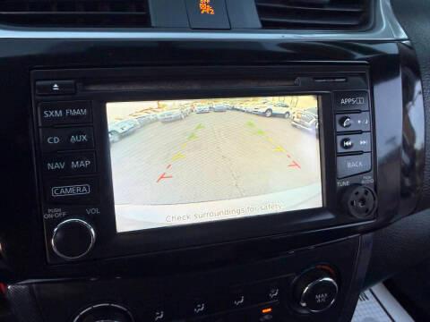 Nissan Sentra 4dr Sdn I4 CVT SR 2016