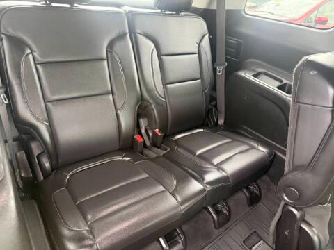 GMC Acadia AWD 4dr SLT w/SLT-1 2017