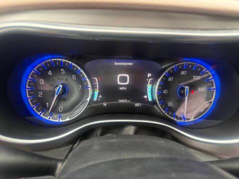 Chrysler Pacifica Limited FWD 2019