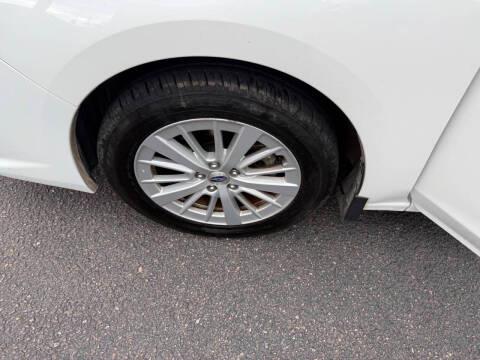 Subaru Impreza Premium 5-door CVT 2020
