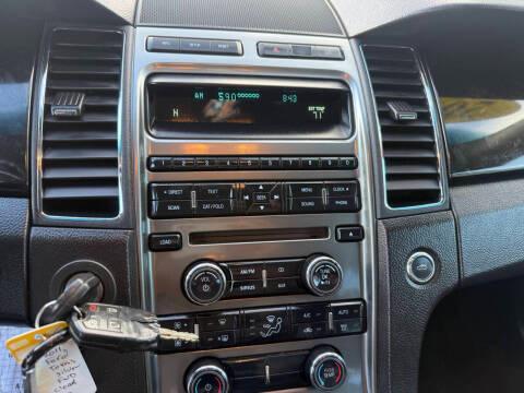 Ford Taurus 4dr Sdn Limited FWD 2011
