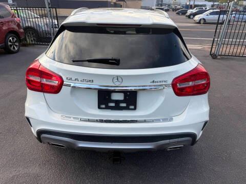 Mercedes-Benz GLA-Class 4MATIC 4dr GLA 250 2015