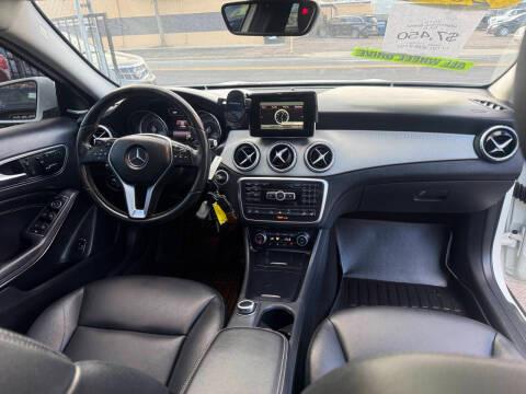 Mercedes-Benz GLA-Class 4MATIC 4dr GLA 250 2015