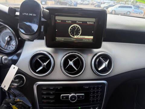 Mercedes-Benz GLA-Class 4MATIC 4dr GLA 250 2015