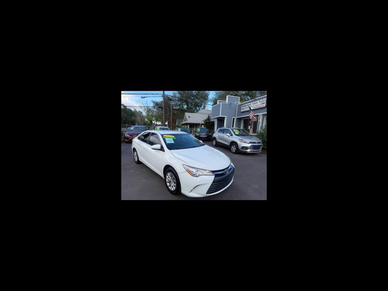 Toyota Camry 4dr Sdn I4 Auto XLE (Natl) 2015