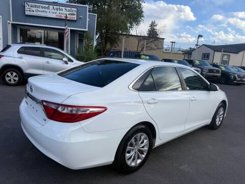 Toyota Camry 4dr Sdn I4 Auto XLE (Natl) 2015