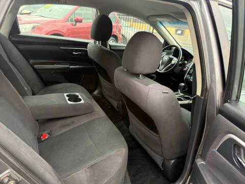 Nissan Altima 4dr Sdn I4 2.5 SV 2014