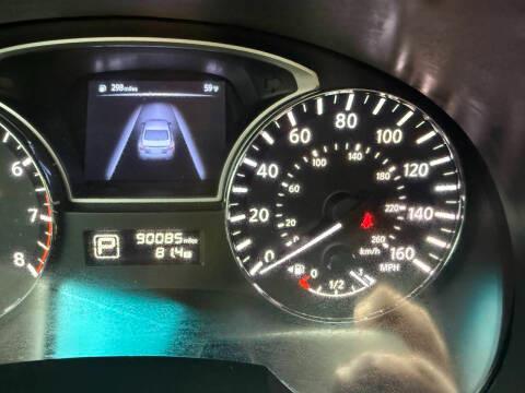 Nissan Altima 4dr Sdn I4 2.5 SV 2014