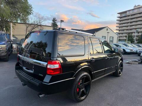 Ford Expedition 4WD 4dr Platinum 2016