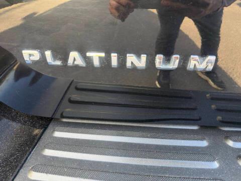 Ford Expedition 4WD 4dr Platinum 2016
