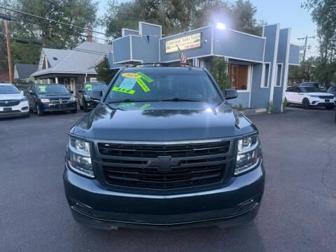 Chevrolet Suburban 4WD 4dr 1500 Premier 2019