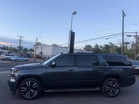 Chevrolet Suburban 4WD 4dr 1500 Premier 2019