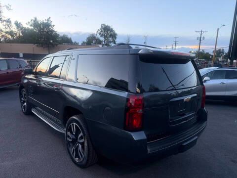 Chevrolet Suburban 4WD 4dr 1500 Premier 2019