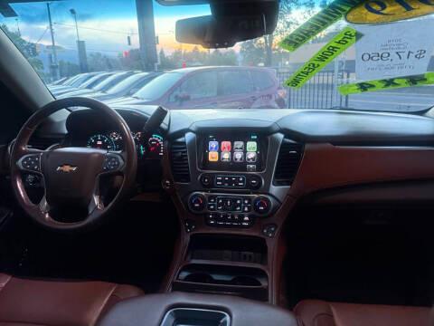 Chevrolet Suburban 4WD 4dr 1500 Premier 2019