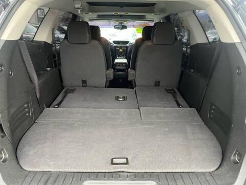 Chevrolet Traverse AWD 4dr LT w/1LT 2017