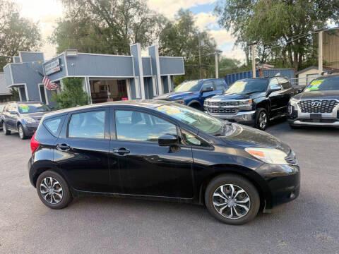 Nissan Versa Note 5dr HB CVT 1.6 S Plus 2015