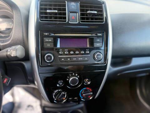 Nissan Versa Note 5dr HB CVT 1.6 S Plus 2015