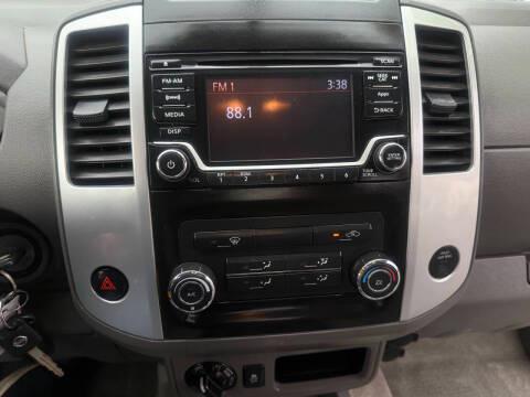 Nissan Frontier 4WD Crew Cab SWB Auto PRO-4X 2016