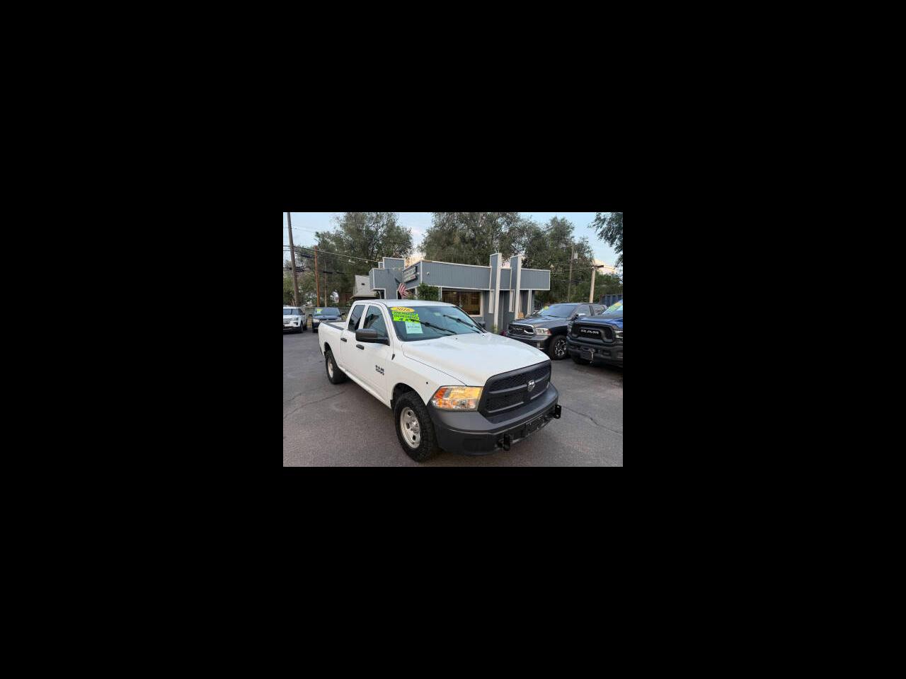 RAM 1500 4WD Quad Cab 140.5" Tradesman 2016
