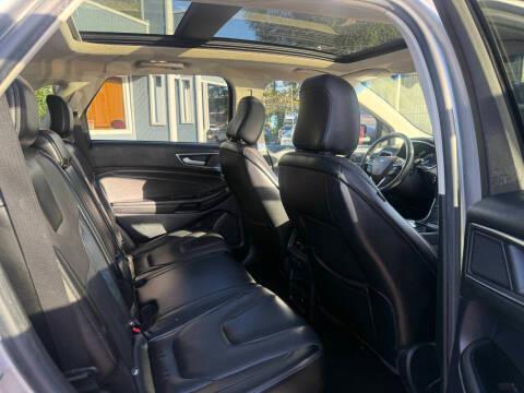 Ford Edge Titanium AWD 2020