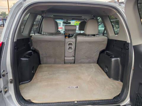 Toyota RAV4 4WD 4dr I4 Limited (Natl) 2012