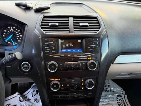 Ford Explorer XLT 4WD 2019