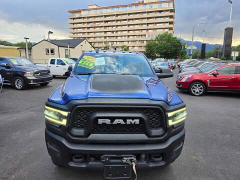 RAM 2500 Power Wagon 4x4 Crew Cab 6'4" Box 2019