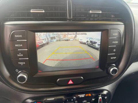 Kia Soul X-Line IVT 2021
