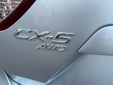 Mazda CX-5 2016.5 AWD 4dr Auto Sport 2016