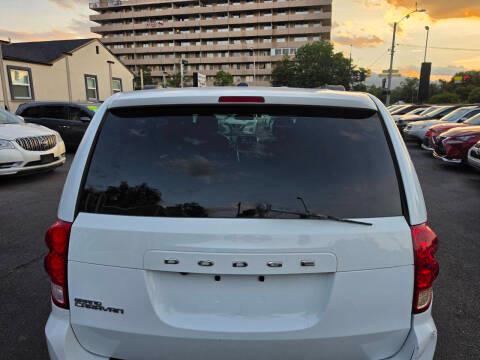 Dodge Grand Caravan SE Plus Wagon 2018