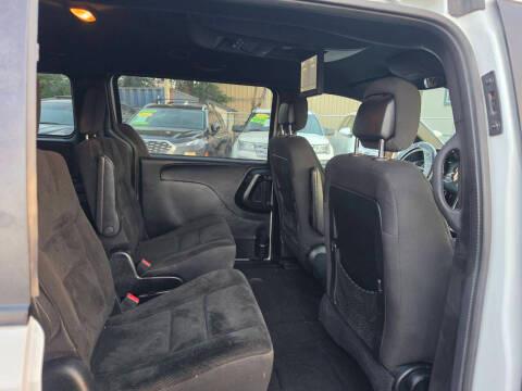 Dodge Grand Caravan SE Plus Wagon 2018
