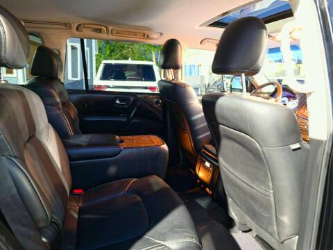 Infiniti QX80 AWD 2017