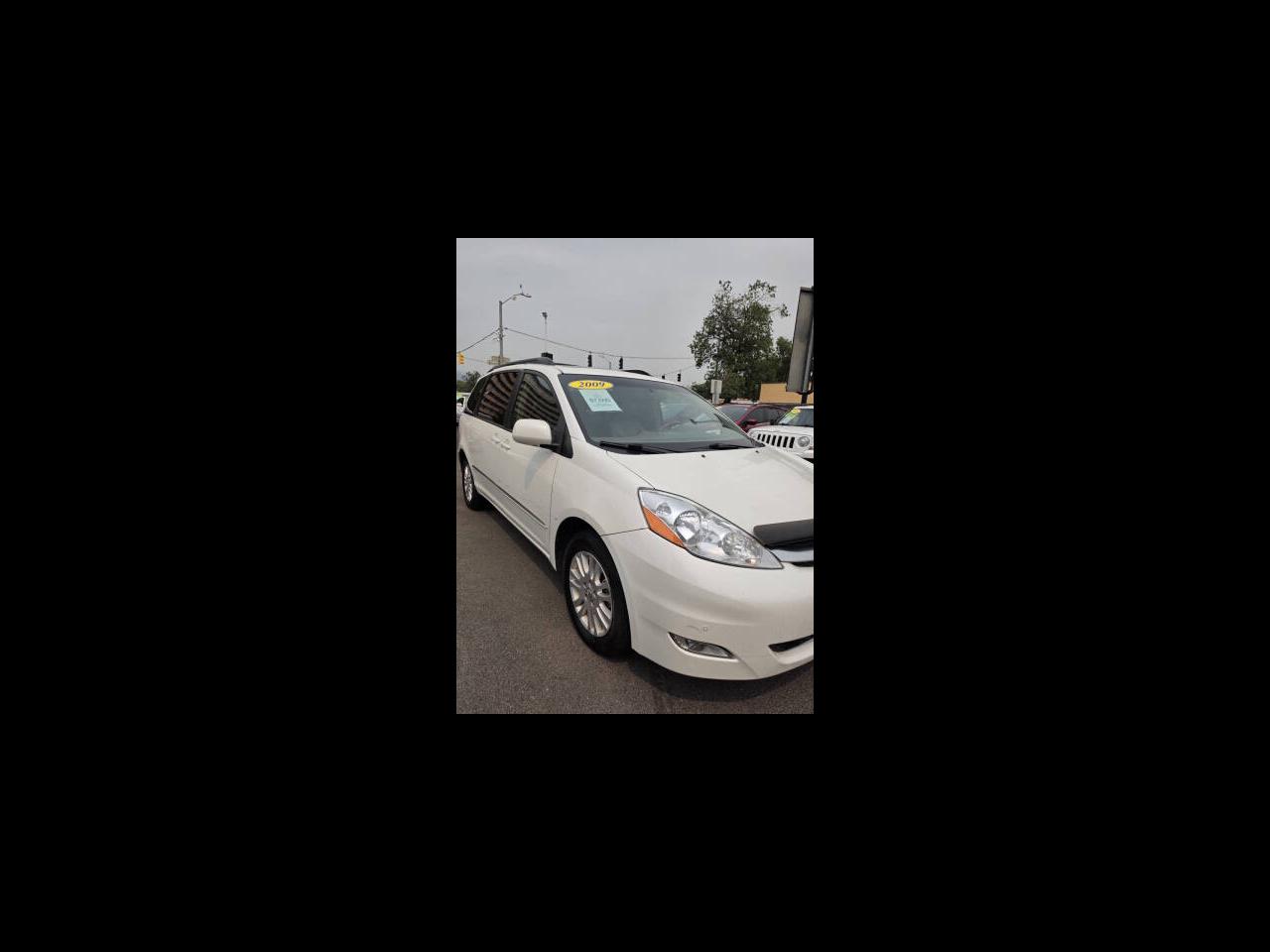 2009 Toyota Sienna 5dr 7-Pass Van XLE AWD (Natl)