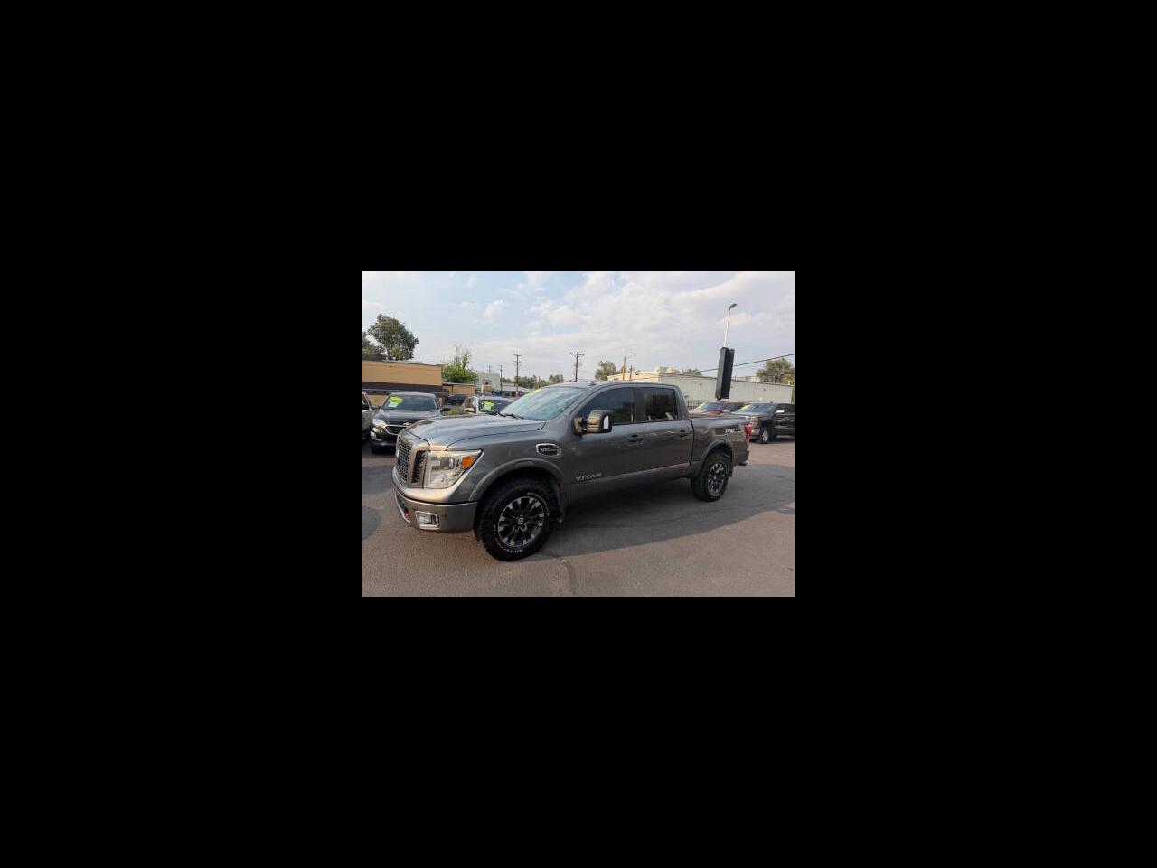 Nissan Titan 4x4 Crew Cab PRO-4X 2017